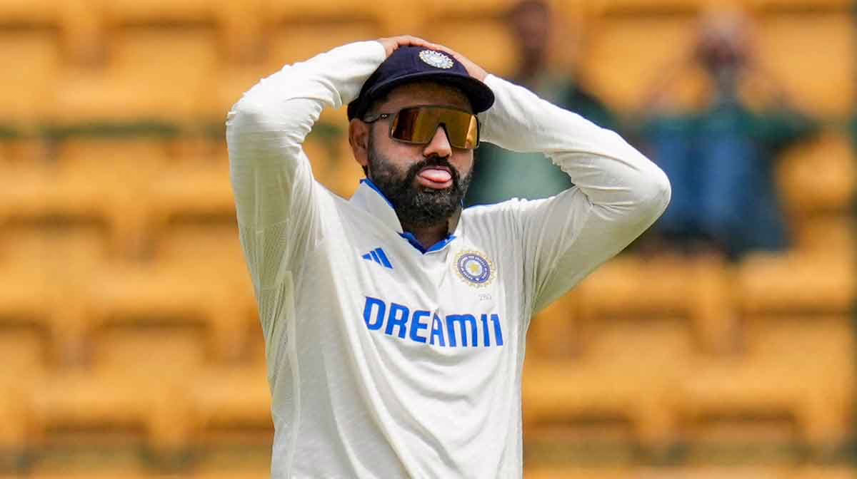ഇതെന്തൊരു ഫ്‌ളോപ്പാണ് രോഹിത്തേ…; രണ്ട് റണ്‍സിലൊതുങ്ങി ഹിറ്റ്മാന്‍ ഷോ