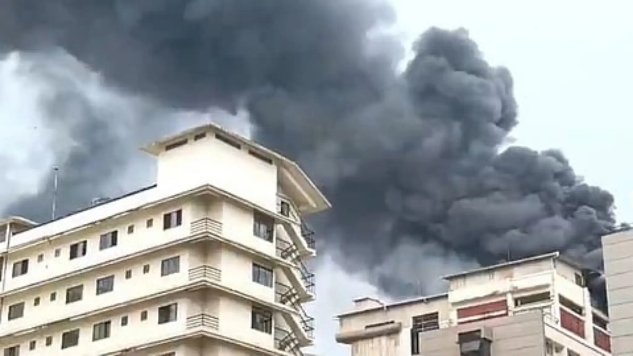 കോഴിക്കോട്ട് ആശുപത്രിയിൽ തീപിടിത്തം