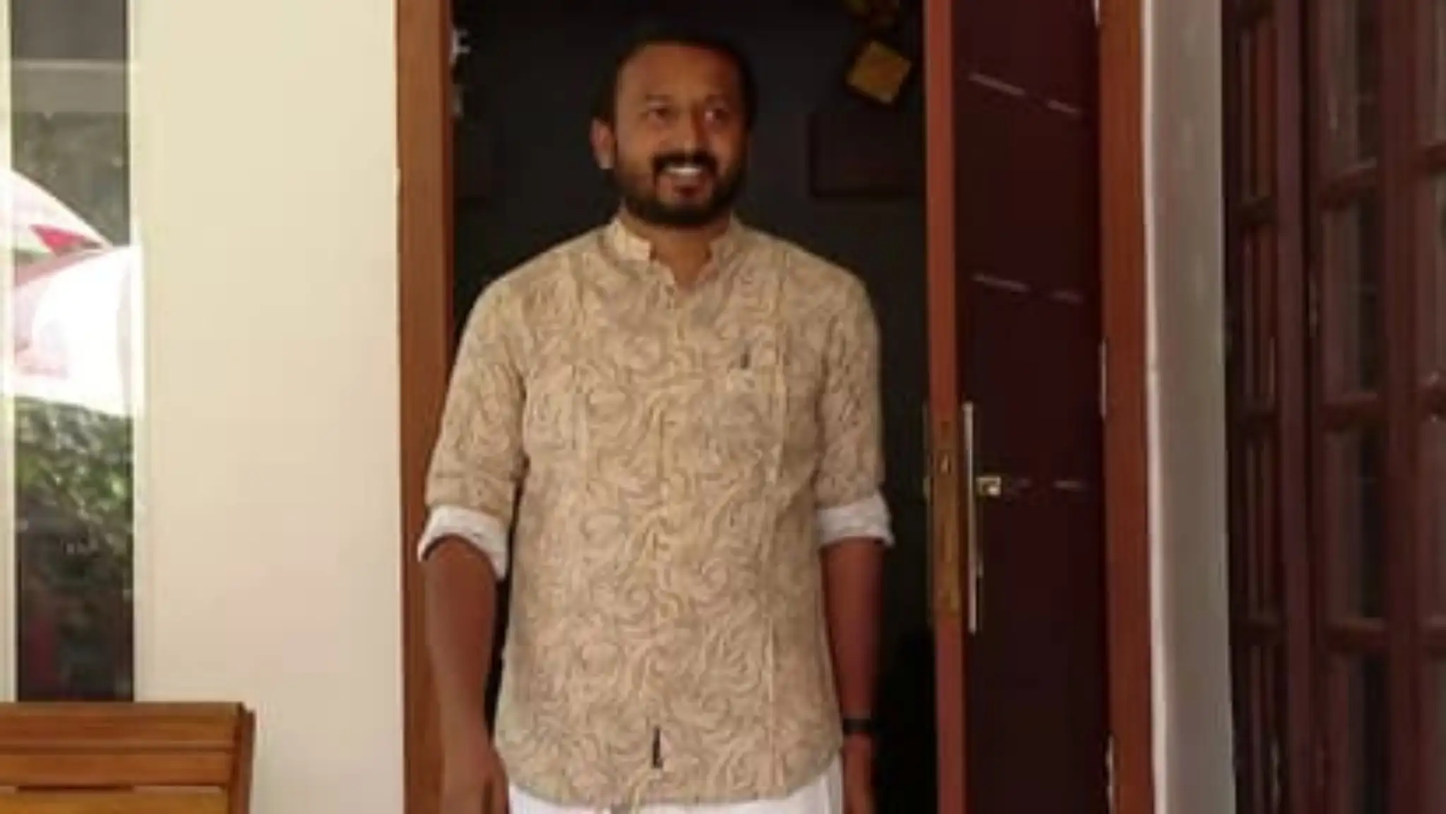 രാഹുൽ മാങ്കൂട്ടത്തിലിന് ആശ്വാസം; അറസ്റ്റ് തടഞ്ഞ് ഹൈക്കോടതി