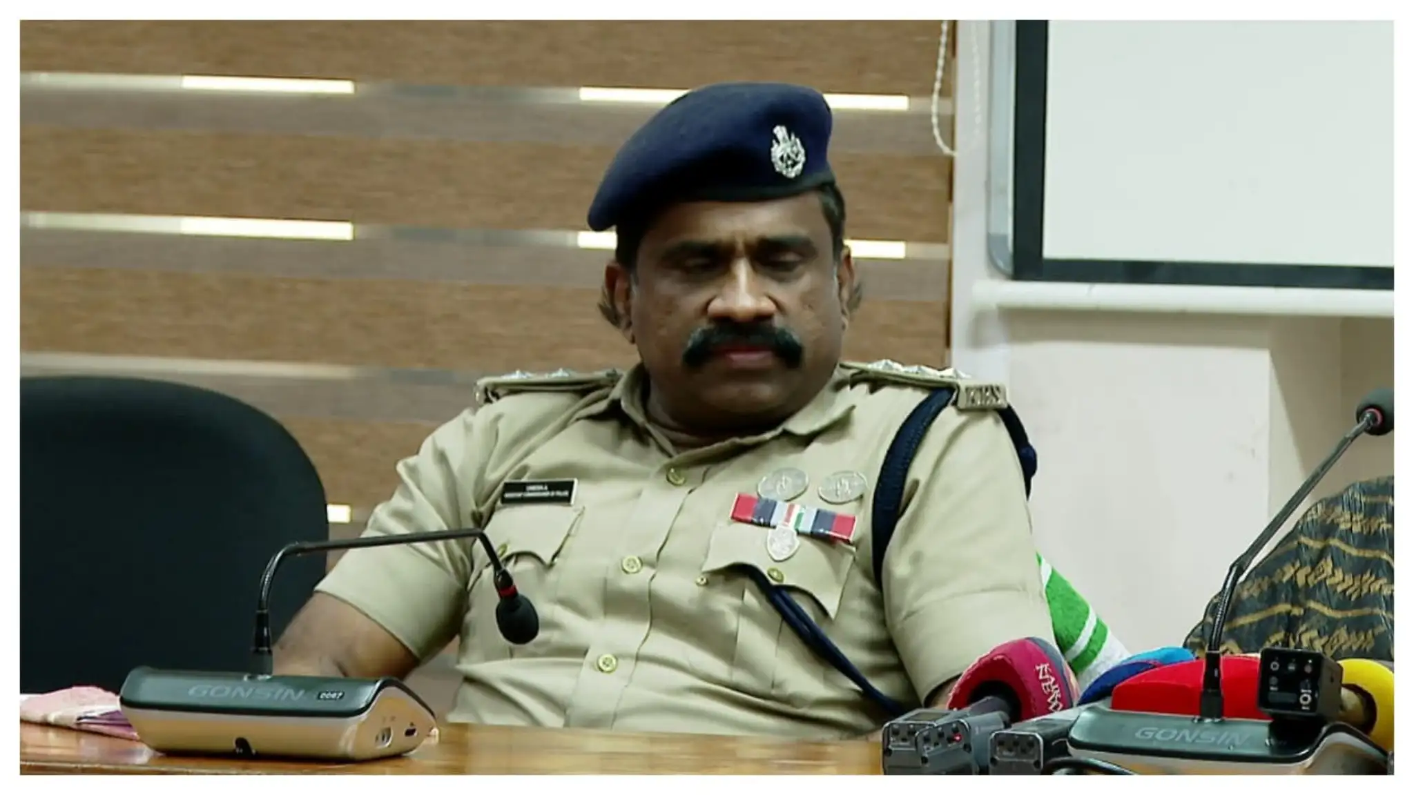 വടകര ഡിവൈഎസ്പി എ ഉമേഷിന് സസ്പെൻഷൻ