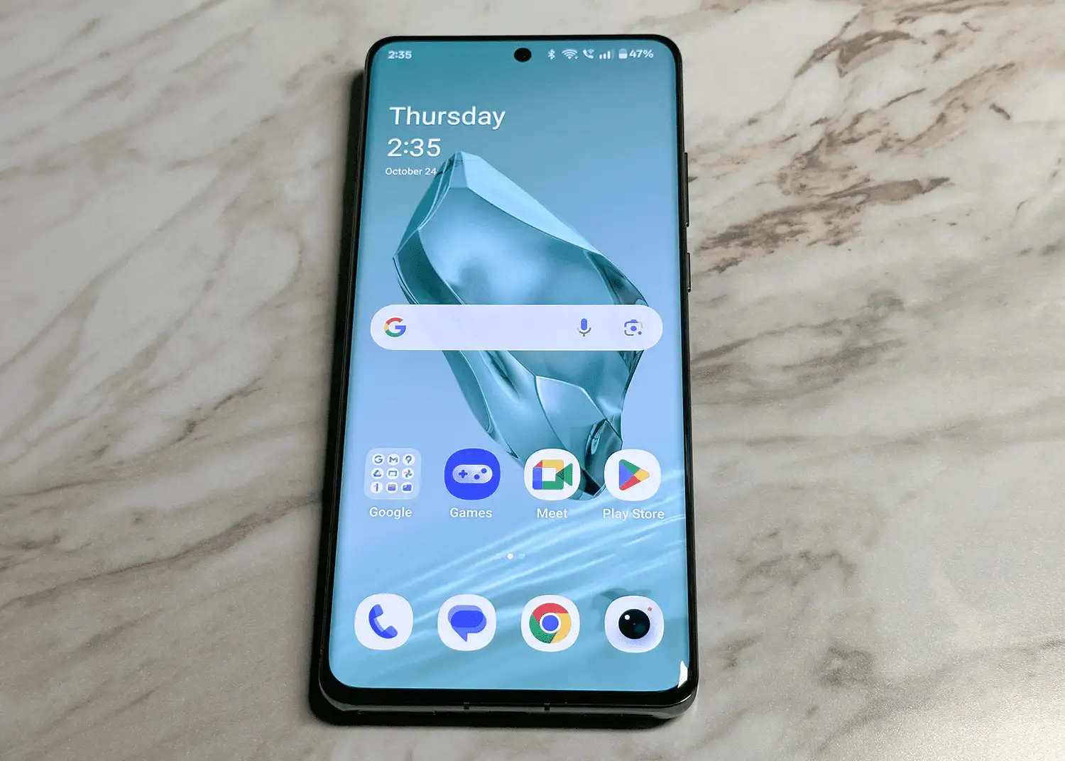 Android 16 കരുത്തിൽ OxygenOS 16 എത്തി; AI മെച്ചപ്പെടുത്തലുകൾ:’ ലിക്വിഡ് ഗ്ലാസ്’ ഡിസൈൻ എന്നിവയുമായി നവംബറിൽ റോൾഔട്ട് ആരംഭിക്കും