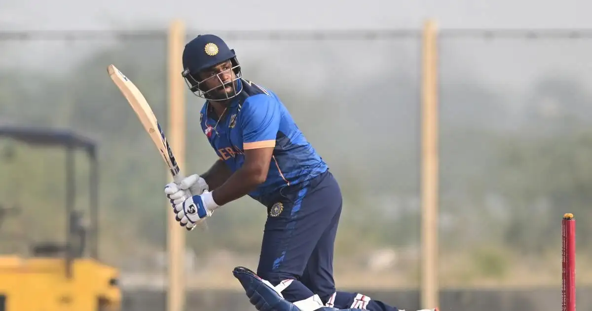 ആദ്യ മത്സരത്തിൽ തന്നെ കരുത്ത് തെളിയിച്ച് സഞ്ജു; വിജയ് ഹസാരെ ട്രോഫിയിൽ സെഞ്ച്വറി, കേരളത്തിന് ജയം