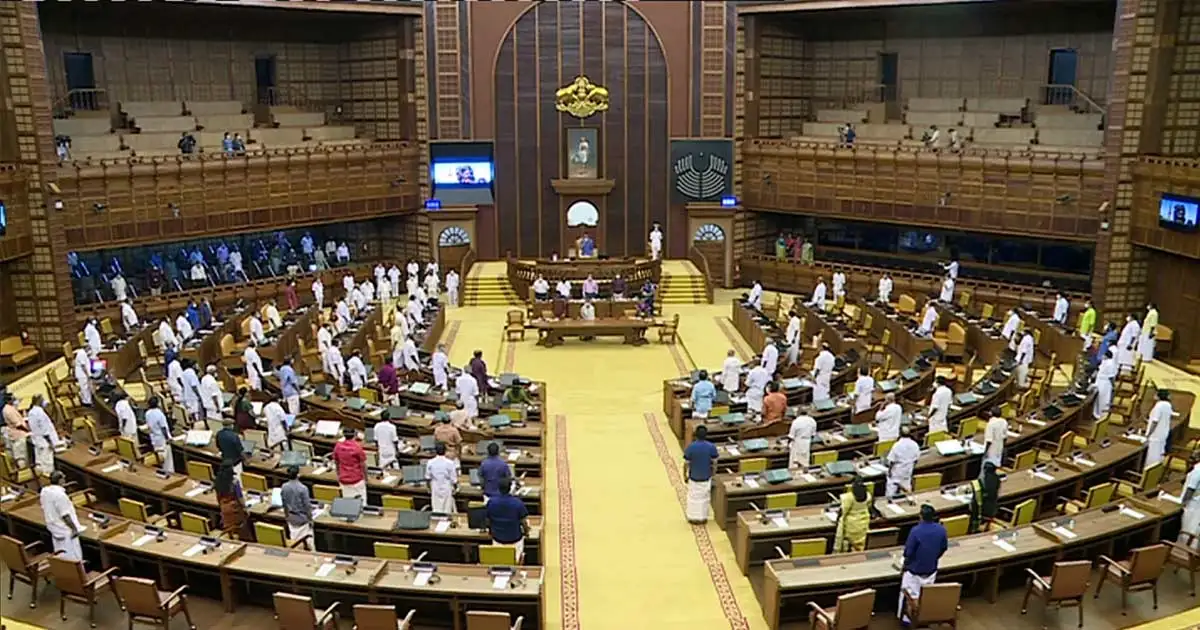 ശബരിമല സ്വർണക്കൊള്ള: നിയമസഭയില്‍ പ്രതിപക്ഷ ബഹളം; അടിയന്തര പ്രമേയത്തിന് വെല്ലുവിളിച്ച് സർക്കാർ